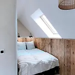 Male Letnisko Oslonino, Unikalne Przy Plazy Holiday home