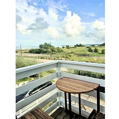 Dom wakacyjny Małe Letnisko Osłonino, Unikalne Przy Plaży *