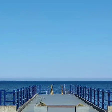 Male Letnisko Oslonino, Unikalne Przy Plazy Nyaraló