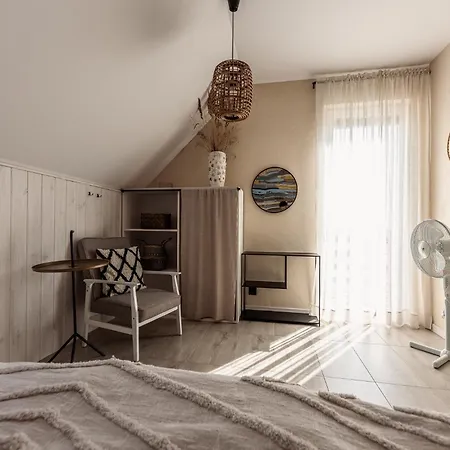 Dom wakacyjny Małe Letnisko Osłonino, Unikalne Przy Plaży *