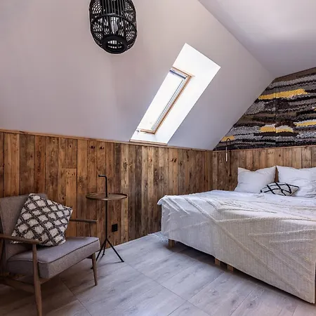 Dom wakacyjny Małe Letnisko Osłonino, Unikalne Przy Plaży *