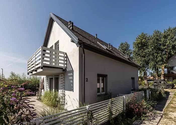 Male Letnisko Oslonino, Unikalne Przy Plazy