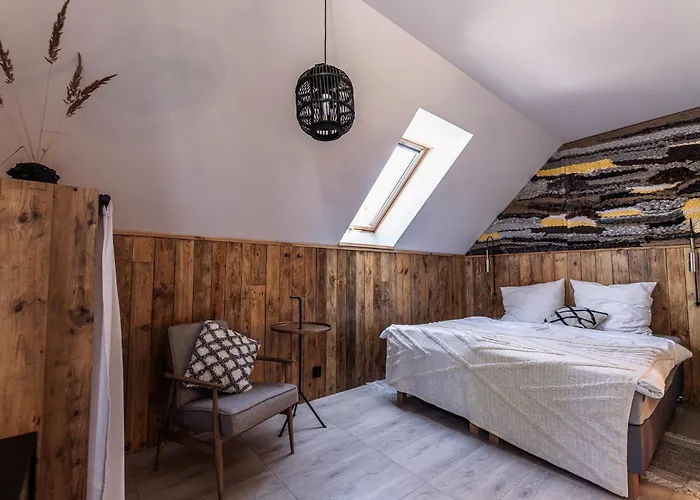 Male Letnisko Oslonino, Unikalne Przy Plazy Holiday home Oslonino